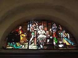 Vitrail au-dessus de la porte