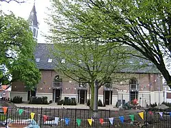 L'ancienne église reconvertie en habitations.