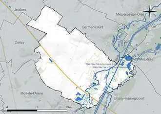 Carte en couleur présentant le réseau hydrographique de la commune