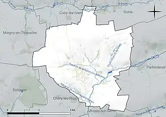 Carte en couleur présentant le réseau hydrographique de la commune