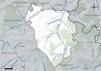 Carte en couleur présentant le réseau hydrographique de la commune