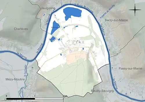 Carte en couleur présentant le réseau hydrographique de la commune