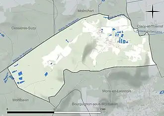 Carte en couleur présentant le réseau hydrographique de la commune