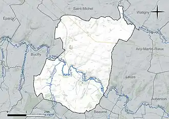 Carte en couleur présentant le réseau hydrographique de la commune
