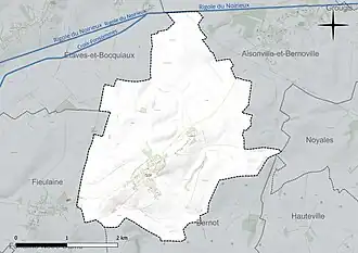 Carte en couleur présentant le réseau hydrographique de la commune