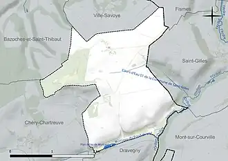 Carte en couleur présentant le réseau hydrographique de la commune