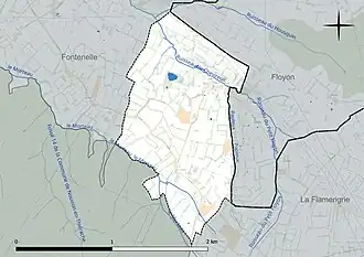 Carte en couleur présentant le réseau hydrographique de la commune