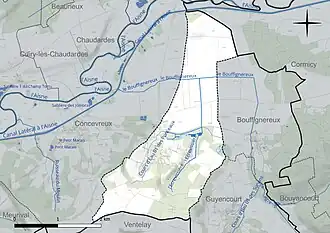 Carte en couleur présentant le réseau hydrographique de la commune