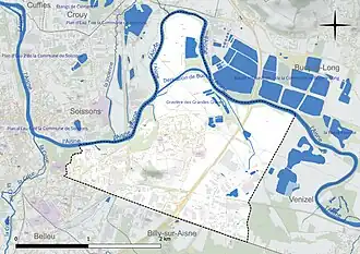 Carte en couleur présentant le réseau hydrographique de la commune