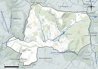 Carte en couleur présentant le réseau hydrographique de la commune