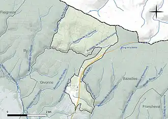 Carte en couleur présentant le réseau hydrographique de la commune