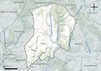 Carte en couleur présentant le réseau hydrographique de la commune