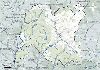 Carte en couleur présentant le réseau hydrographique de la commune