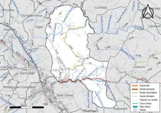 Carte en couleur présentant le réseau hydrographique de la commune