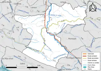 Carte en couleur présentant le réseau hydrographique de la commune
