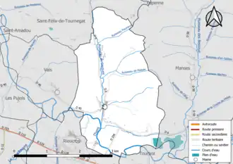 Carte en couleur présentant le réseau hydrographique de la commune