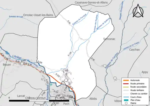Carte en couleur présentant le réseau hydrographique de la commune