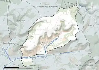 Carte en couleur présentant le réseau hydrographique de la commune