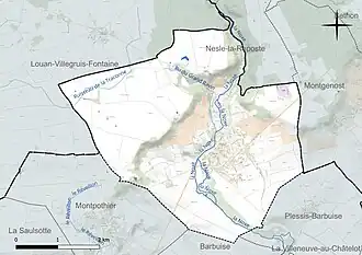 Carte en couleur présentant le réseau hydrographique de la commune