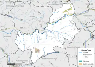 Carte en couleur présentant le réseau hydrographique de la commune