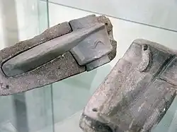 Moules à hache et couteau. Musée archéologique de Kayseri.