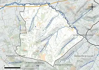 Carte en couleur présentant le réseau hydrographique de la commune