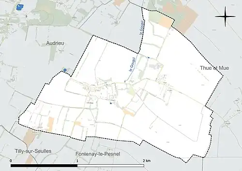 Carte en couleur présentant le réseau hydrographique de la commune