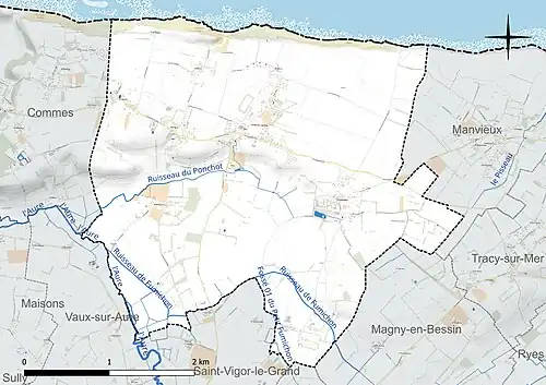 Carte en couleur présentant le réseau hydrographique de la commune