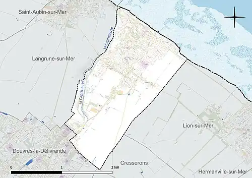 Carte en couleur présentant le réseau hydrographique de la commune