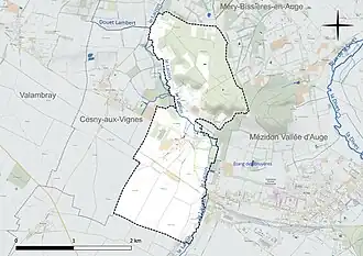 Carte en couleur présentant le réseau hydrographique de la commune