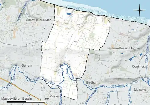 Carte en couleur présentant le réseau hydrographique de la commune