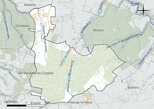 Carte en couleur présentant le réseau hydrographique de la commune
