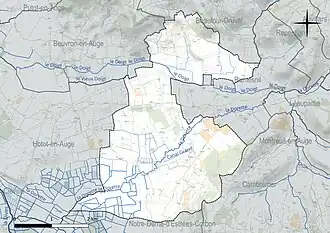 Carte en couleur présentant le réseau hydrographique de la commune