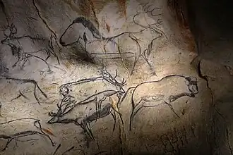 23&nbsp;: Panneau des rennes, avec cheval et bison.