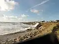 Vague à l'assaut de la falaise lors de la tempête du 2 février 2014 à Poulhan.