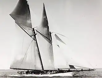 illustration de Half Moon