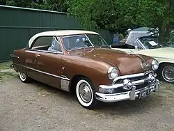 1951 Custom Deluxe Victoria