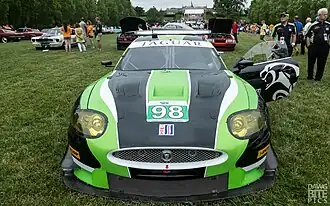 Une Jaguar XKR GT2 de 2010, présentée au concours d'élégance d'Ault Park&nbsp;(en) à Cincinnati (Ohio) en 2014.