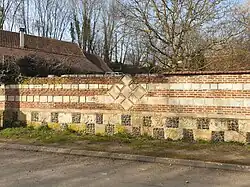 Mur - Hameau de Bizancourt