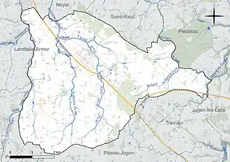 Carte en couleur présentant le réseau hydrographique de la commune