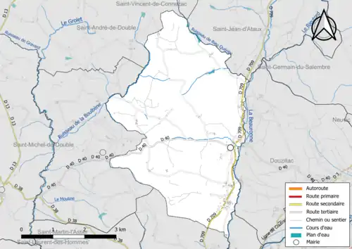 Carte en couleur présentant le réseau hydrographique de la commune