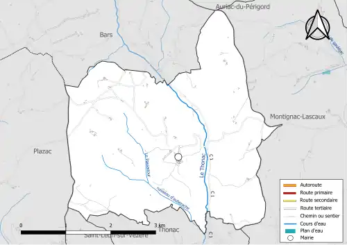 Carte en couleur présentant le réseau hydrographique de la commune