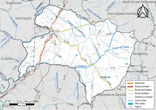 Carte en couleur présentant le réseau hydrographique de la commune