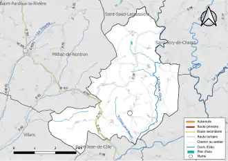 Carte en couleur présentant le réseau hydrographique de la commune