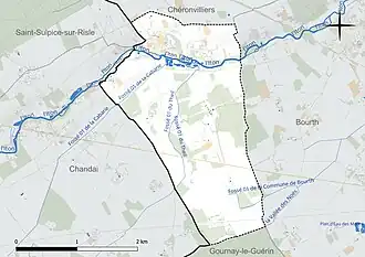 Carte en couleur présentant le réseau hydrographique de la commune