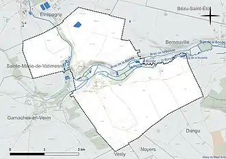 Carte en couleur présentant le réseau hydrographique de la commune
