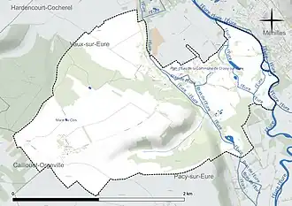 Carte en couleur présentant le réseau hydrographique de la commune
