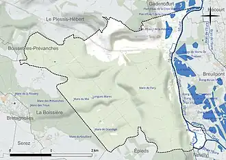 Carte en couleur présentant le réseau hydrographique de la commune