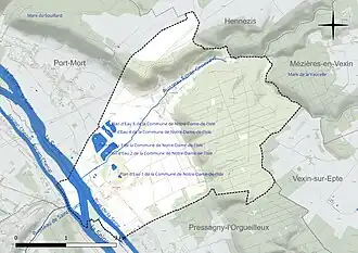 Carte en couleur présentant le réseau hydrographique de la commune