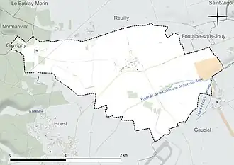 Carte en couleur présentant le réseau hydrographique de la commune